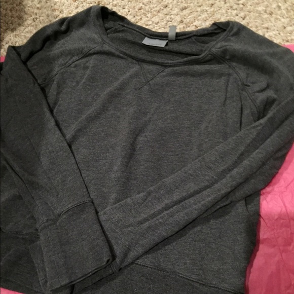 Athleta Tops - ATHLETA Grey Crewneck🧘🏼‍♀️